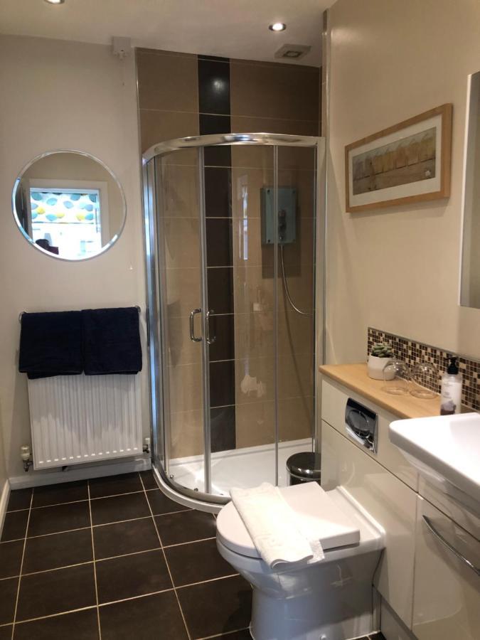 Half Price Offer - Exeter City Apartment Exteriör bild