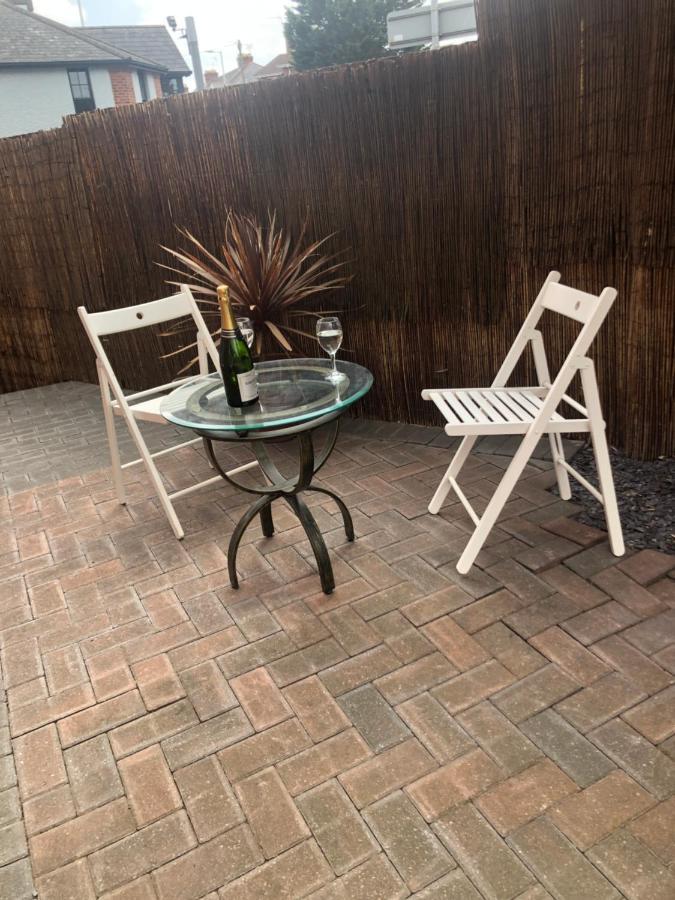 Half Price Offer - Exeter City Apartment Exteriör bild